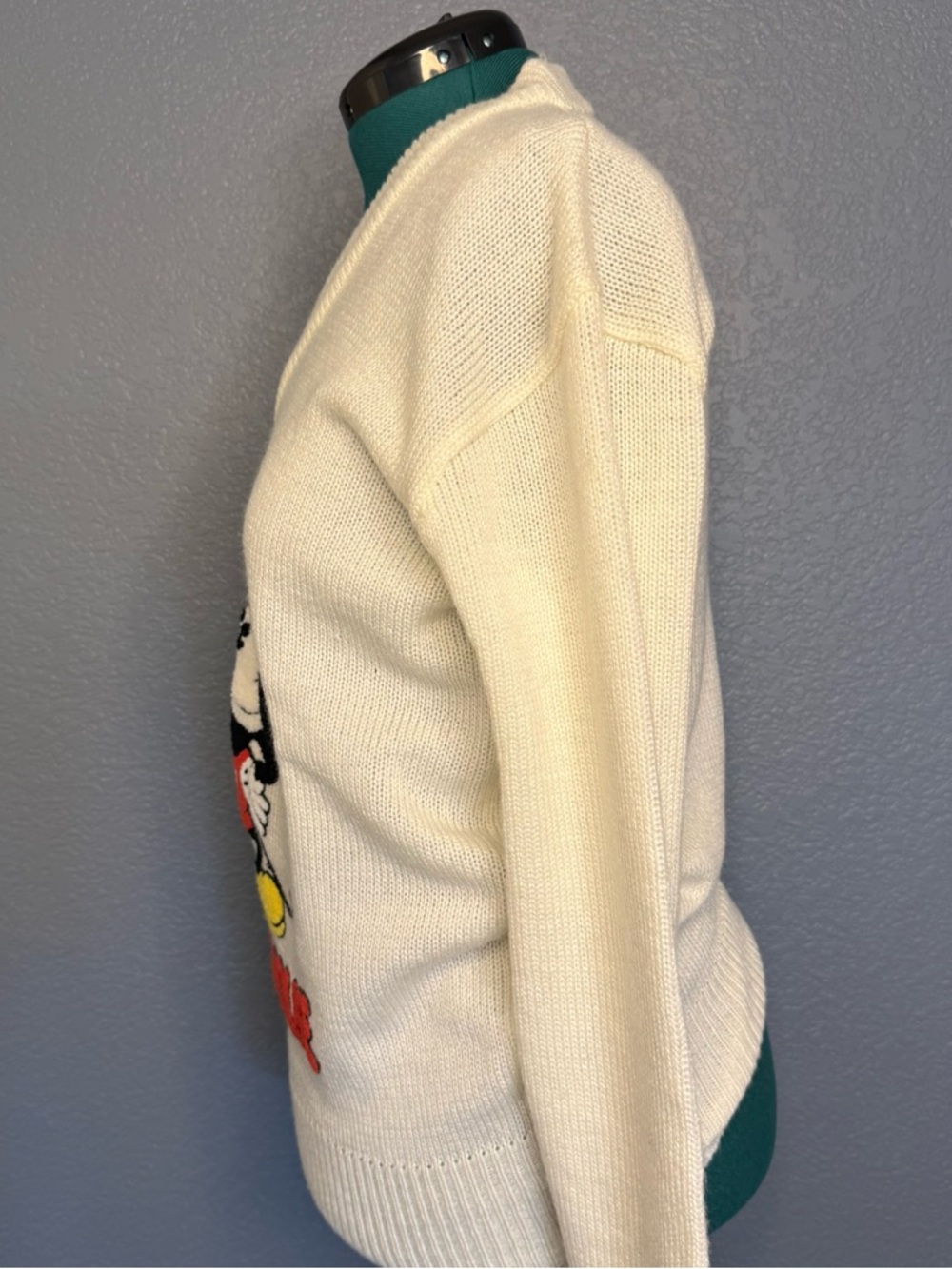 Vintage Disney Mickey Mouse Sweater XL Cream V Neck Graphic Knit Y2K - Picture 4 of 9